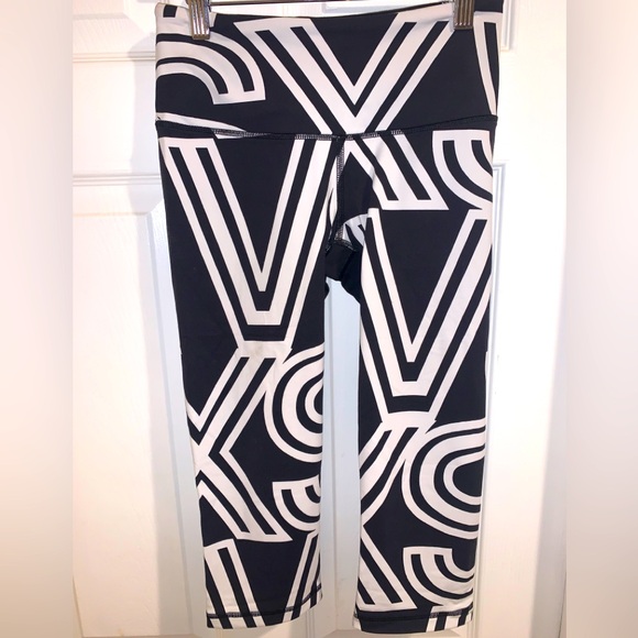 Victorias Secret Leggings VSX - Picture 1 of 6
